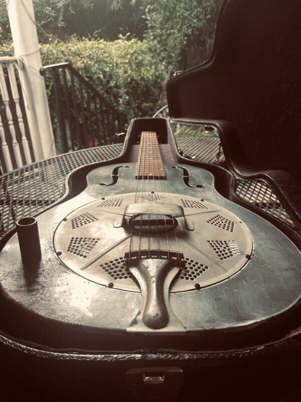 Triolian Resonator Guitar